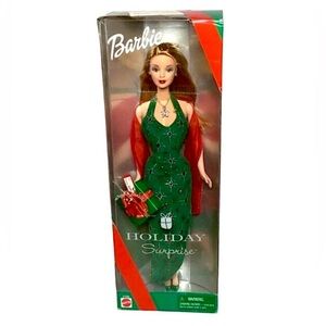 Mattel Holiday Surprise Barbie Doll NRFB #27290 2000 Special Edition Green Dress